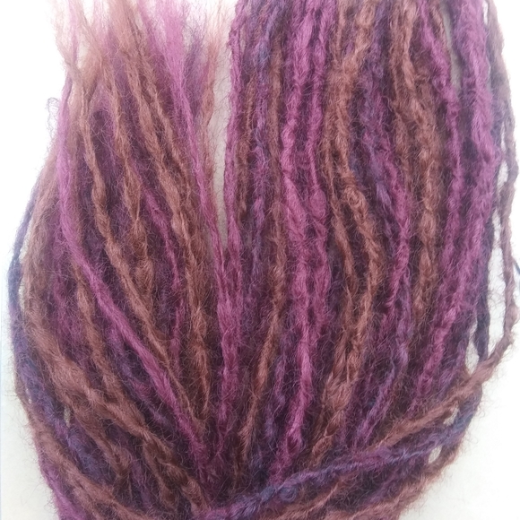 Set of fluffy knotty burgundy loc extensions - Picture 1 of 8